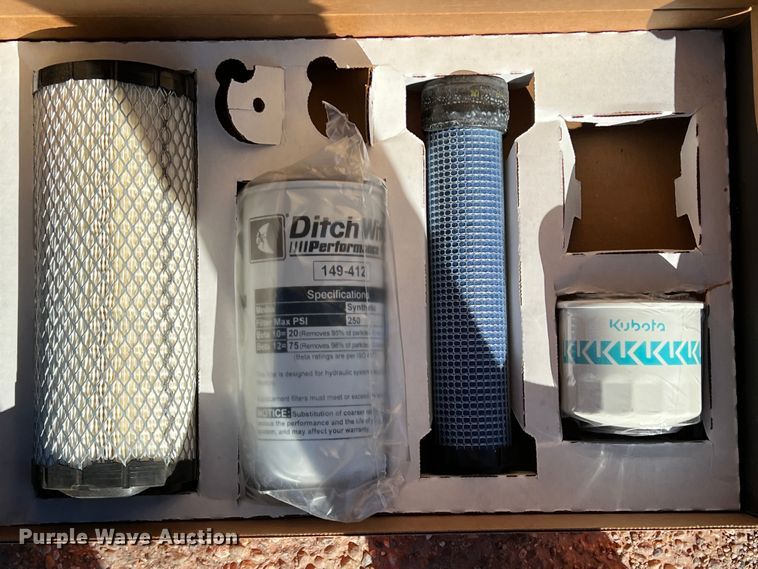 image for item DK7232 2013 Ditch Witch SK755  compact utility loader