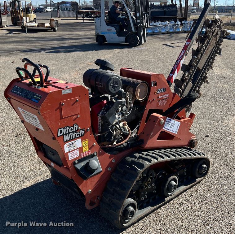image for item DK7234 2016 Ditch Witch C24X  trencher