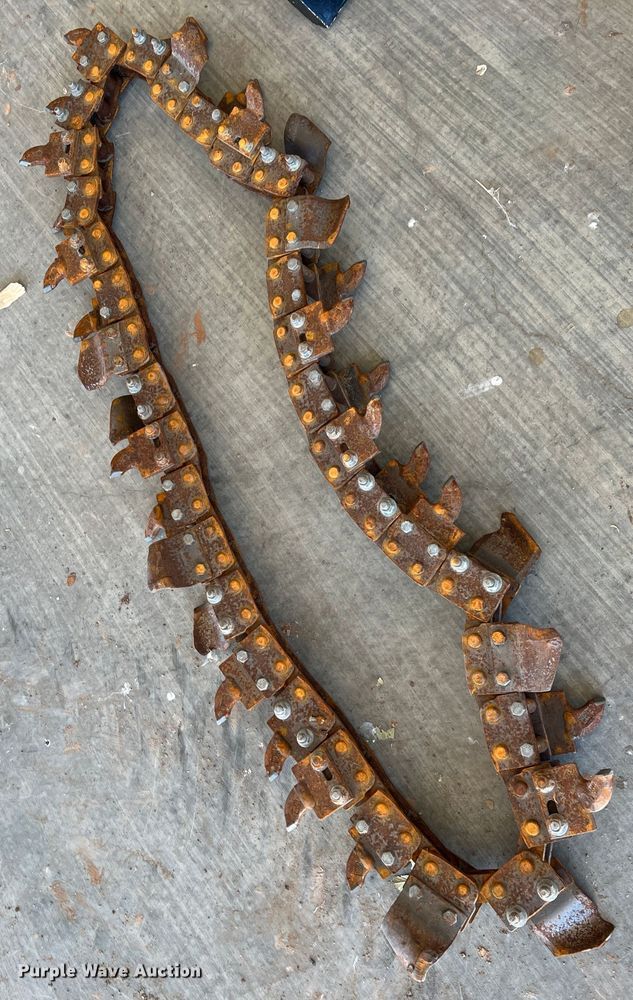 image for item DK7234 2016 Ditch Witch C24X  trencher