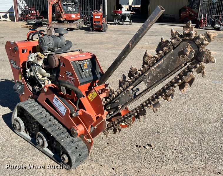 image for item DK7235 2016 Ditch Witch C30X  trencher