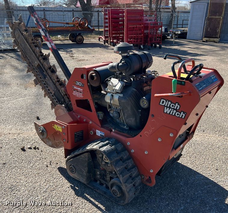 image for item DK7235 2016 Ditch Witch C30X  trencher