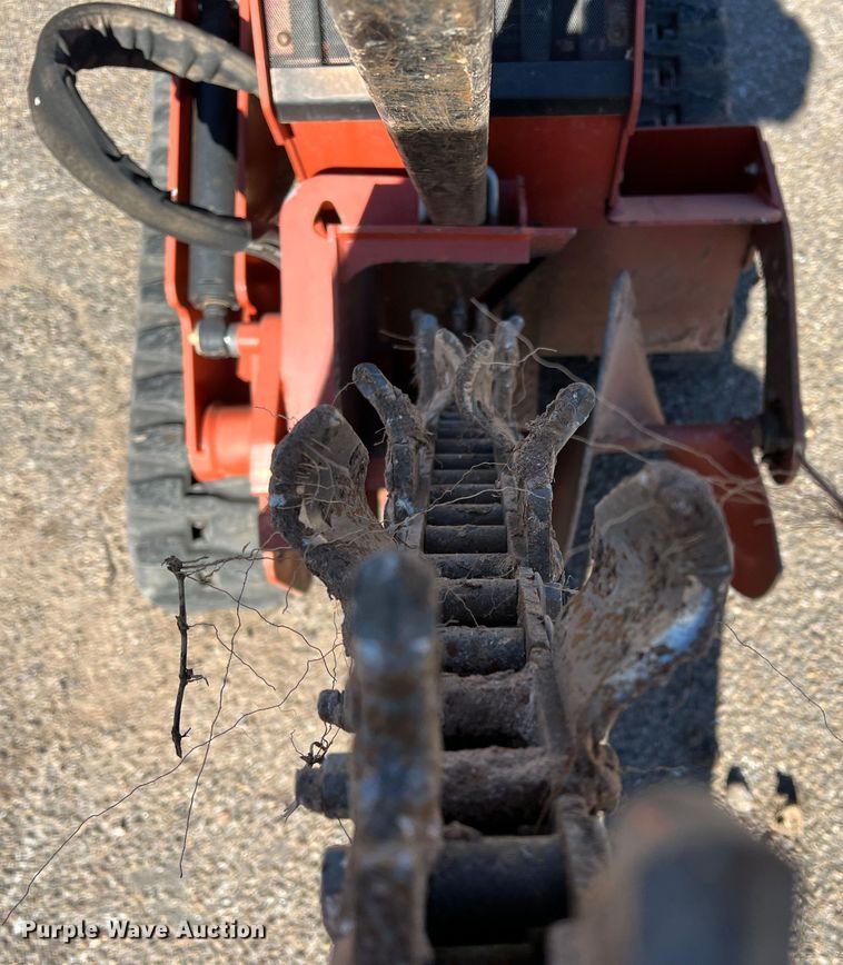 image for item DK7235 2016 Ditch Witch C30X  trencher