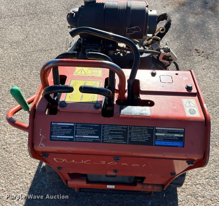 image for item DK7235 2016 Ditch Witch C30X  trencher
