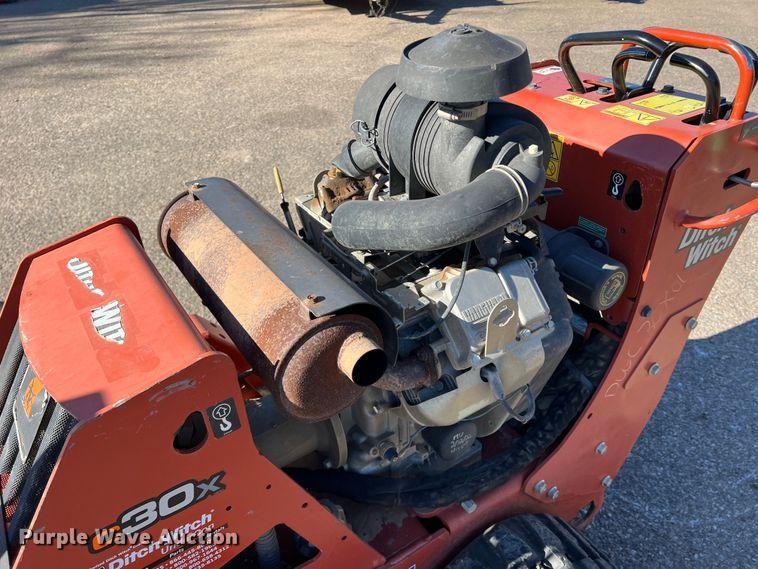 image for item DK7235 2016 Ditch Witch C30X  trencher