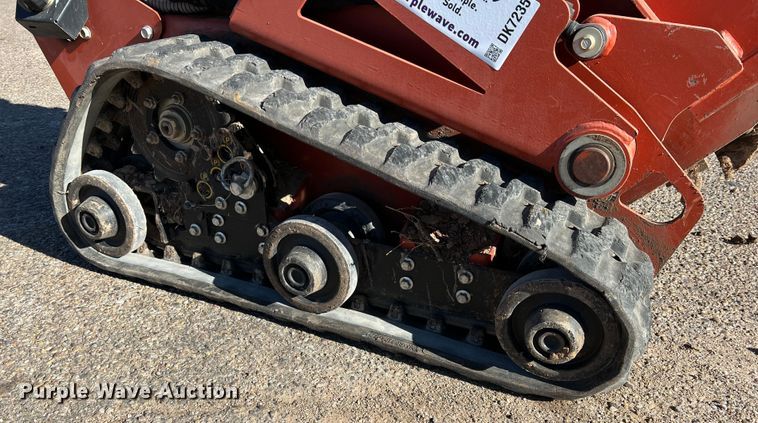 image for item DK7235 2016 Ditch Witch C30X  trencher