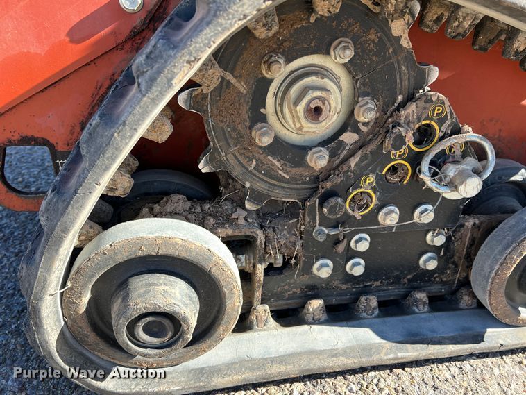 image for item DK7235 2016 Ditch Witch C30X  trencher