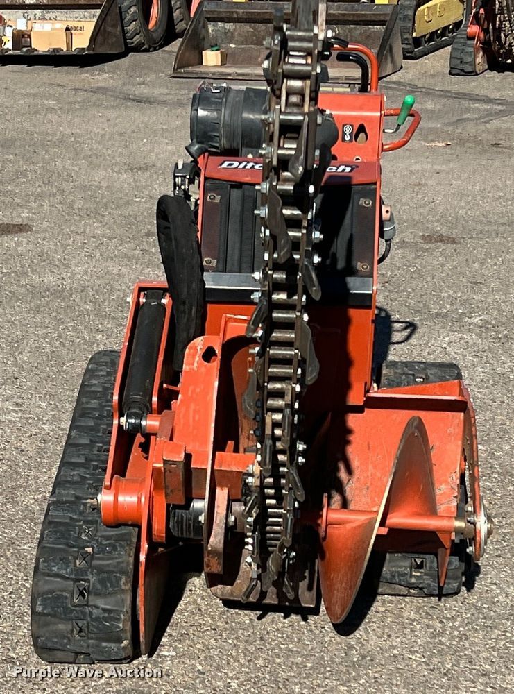 image for item DK7236 2018 Ditch Witch C24X  trencher