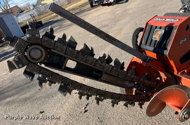 image for item DK7236 2018 Ditch Witch C24X  trencher