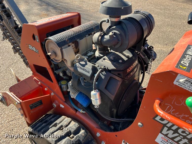 image for item DK7236 2018 Ditch Witch C24X  trencher