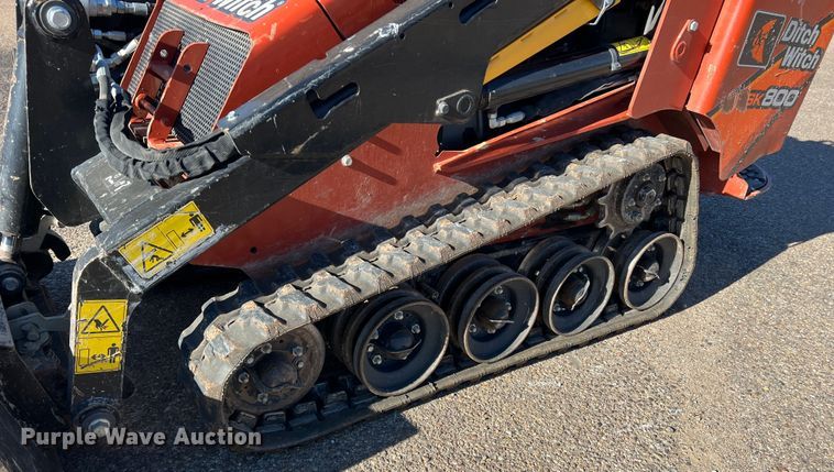 image for item DK7237 2020 Ditch Witch SK800  compact utility loader