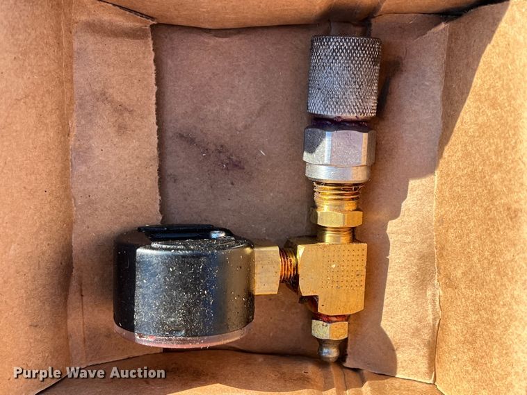 image for item DK7237 2020 Ditch Witch SK800  compact utility loader