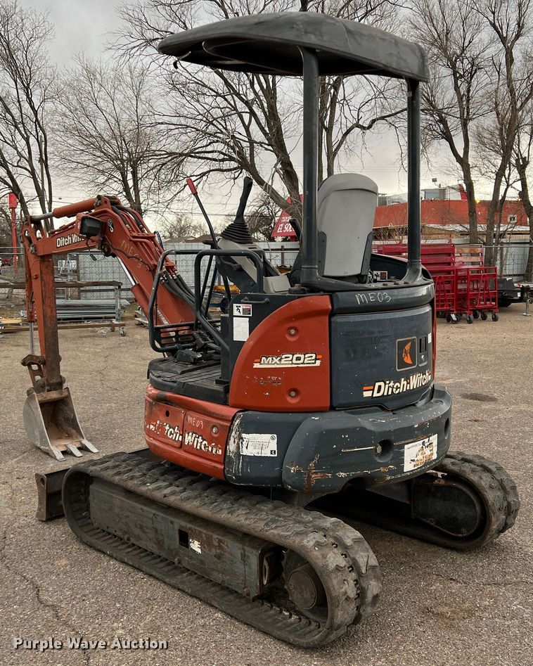image for item DK7238 Ditch Witch MX202  mini excavator