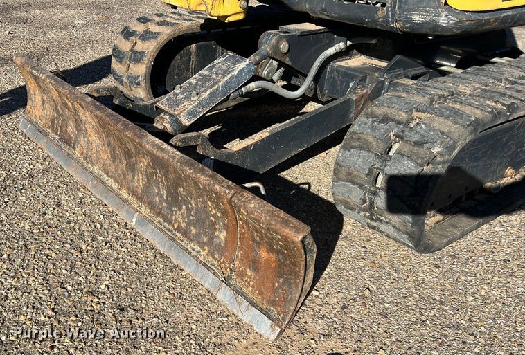 image for item DK7239 2015 Yanmar VI017A  mini excavator