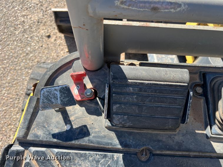 image for item DK7239 2015 Yanmar VI017A  mini excavator