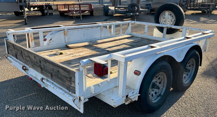 image for item DK7240 2008 Diamond C  utility trailer