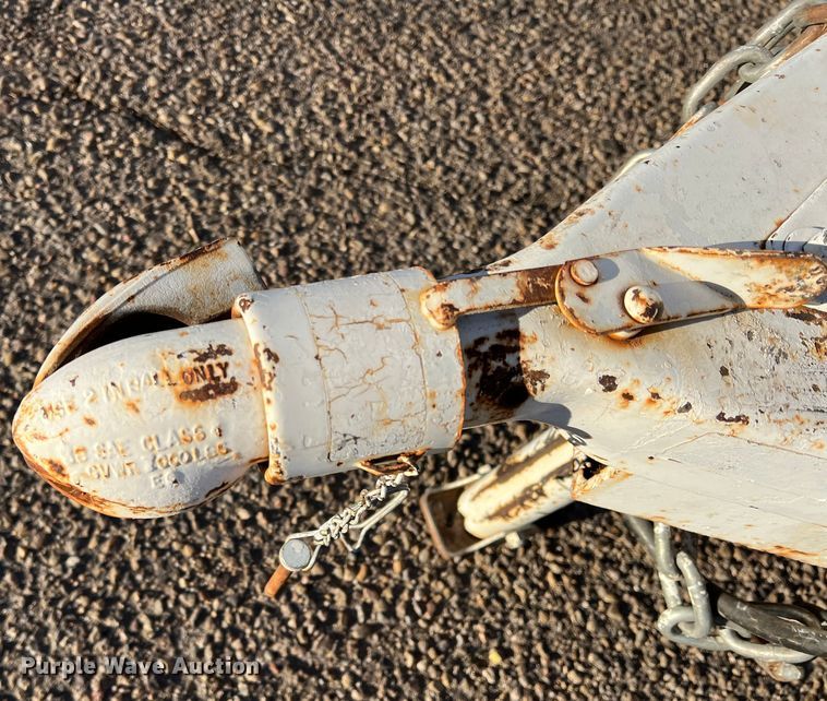 image for item DK7240 2008 Diamond C  utility trailer