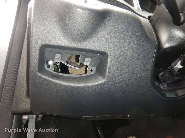 image for item DK7570 2013 Mercedes Benz C300