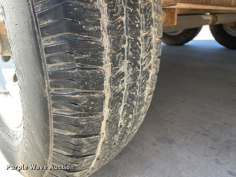 image for item DN4533 2012 Top Hat HH16X7-12.5E-F  utility trailer