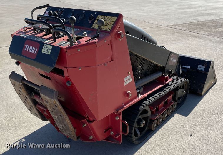 image for item DN4534 2012 Toro TX427  compact utility loader