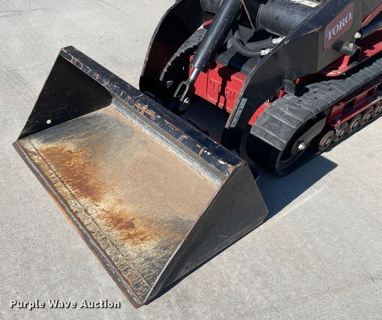 image for item DN4534 2012 Toro TX427  compact utility loader