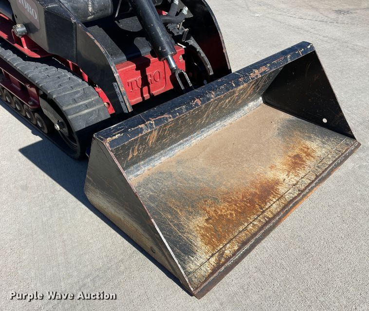 image for item DN4534 2012 Toro TX427  compact utility loader