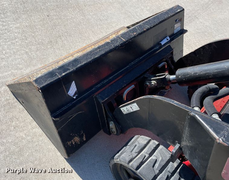 image for item DN4534 2012 Toro TX427  compact utility loader