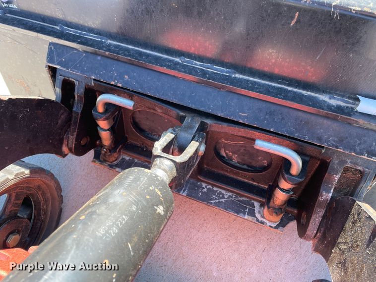 image for item DN4534 2012 Toro TX427  compact utility loader