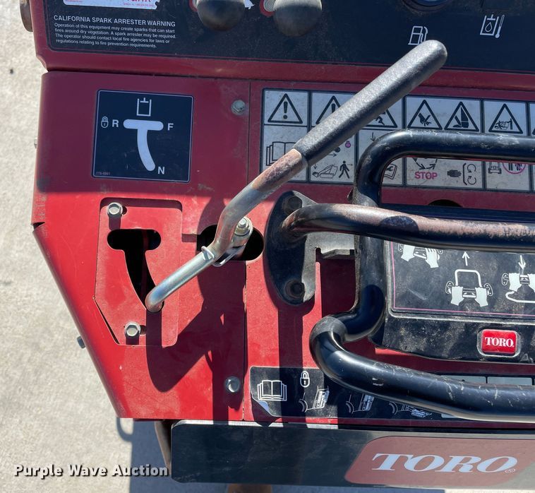 image for item DN4534 2012 Toro TX427  compact utility loader