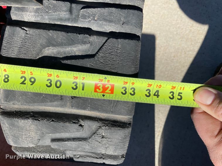 image for item DN4534 2012 Toro TX427  compact utility loader