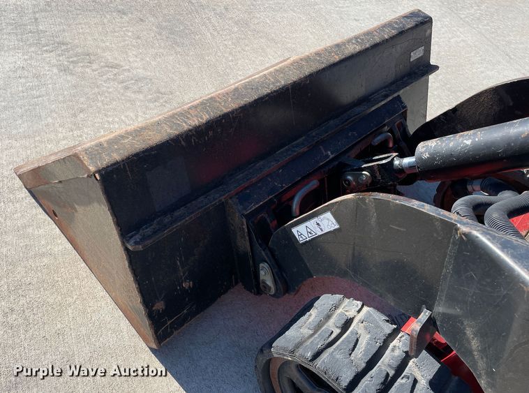 image for item DN4535 2012 Toro TX427  compact utility loader