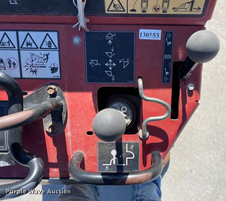 image for item DN4535 2012 Toro TX427  compact utility loader