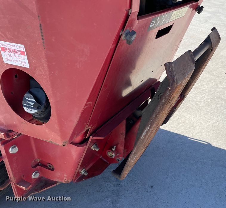 image for item DN4535 2012 Toro TX427  compact utility loader