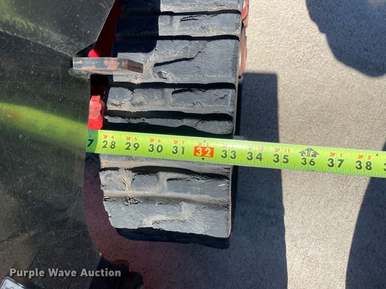 image for item DN4535 2012 Toro TX427  compact utility loader