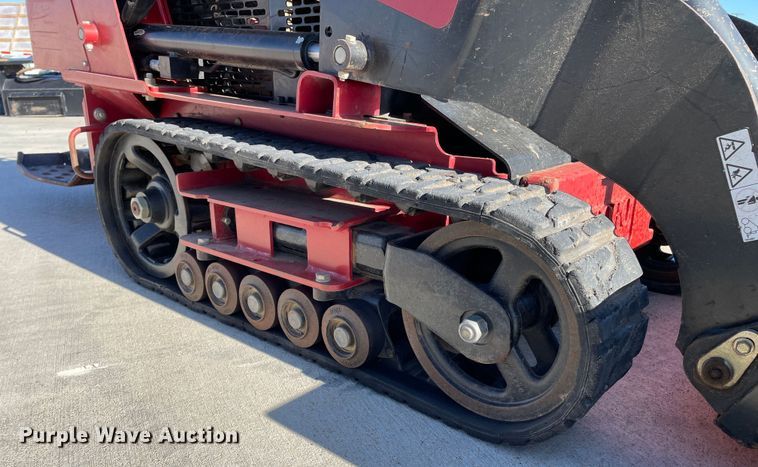 image for item DN4535 2012 Toro TX427  compact utility loader