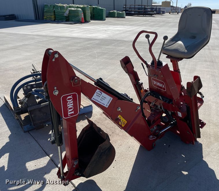 Toro 23163 compact utility loader backhoe in Perryton, TX | Item DN4537 ...