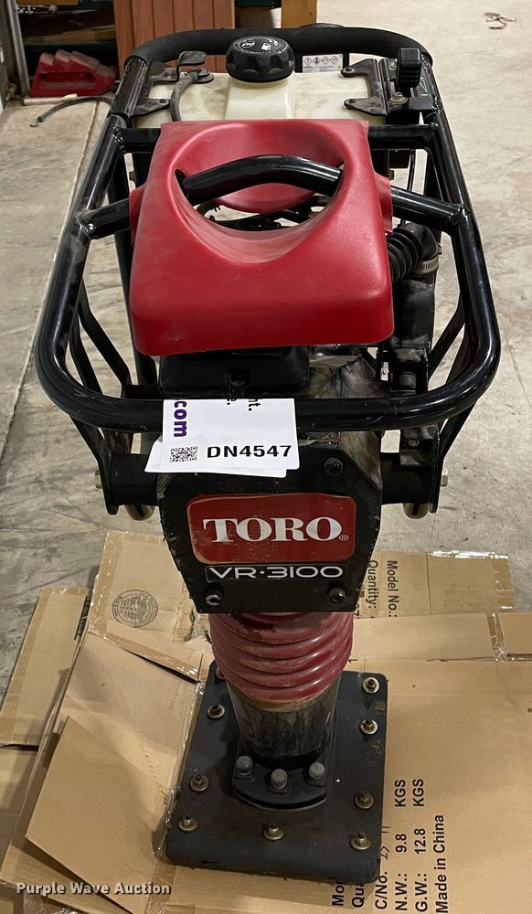 image for item DN4547 Toro VR-3100  plate compactor