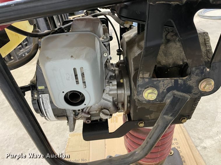 image for item DN4547 Toro VR-3100  plate compactor