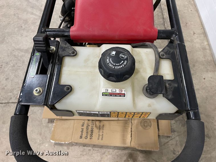 image for item DN4547 Toro VR-3100  plate compactor