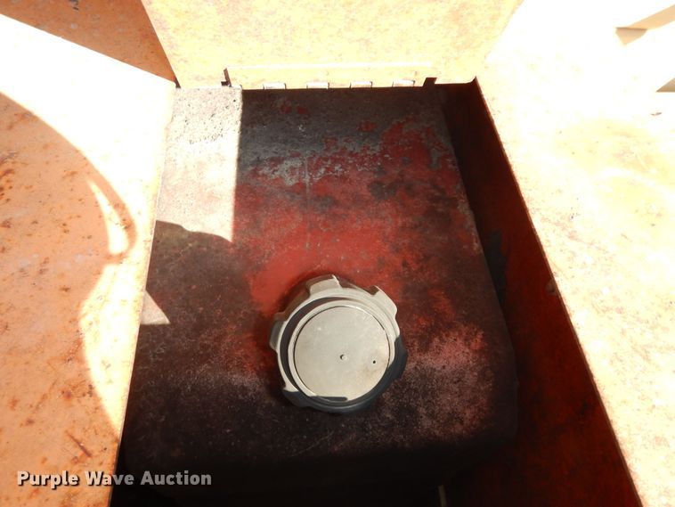 image for item DN6814 1996 JLG 33RTS  scissor lift