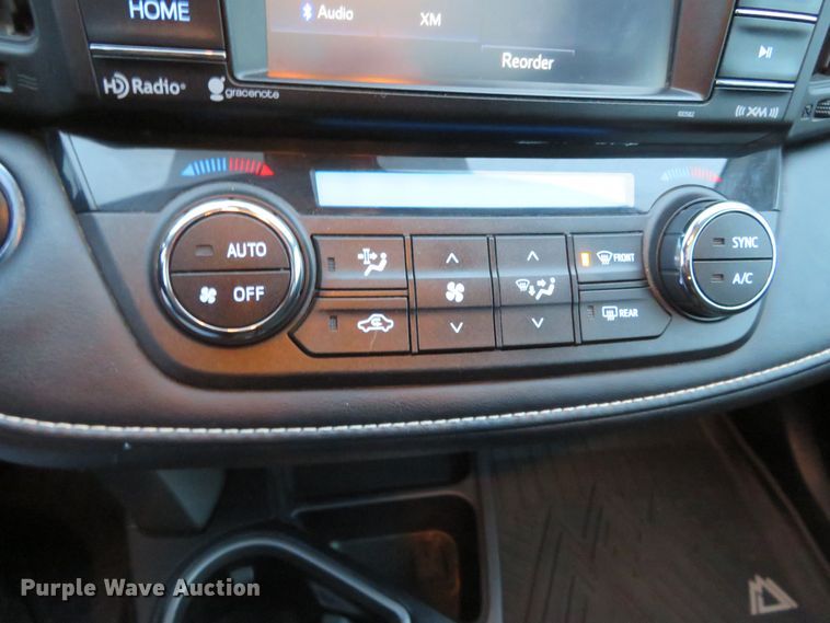 image for item DN7961 2018 Toyota RAV4  SUV