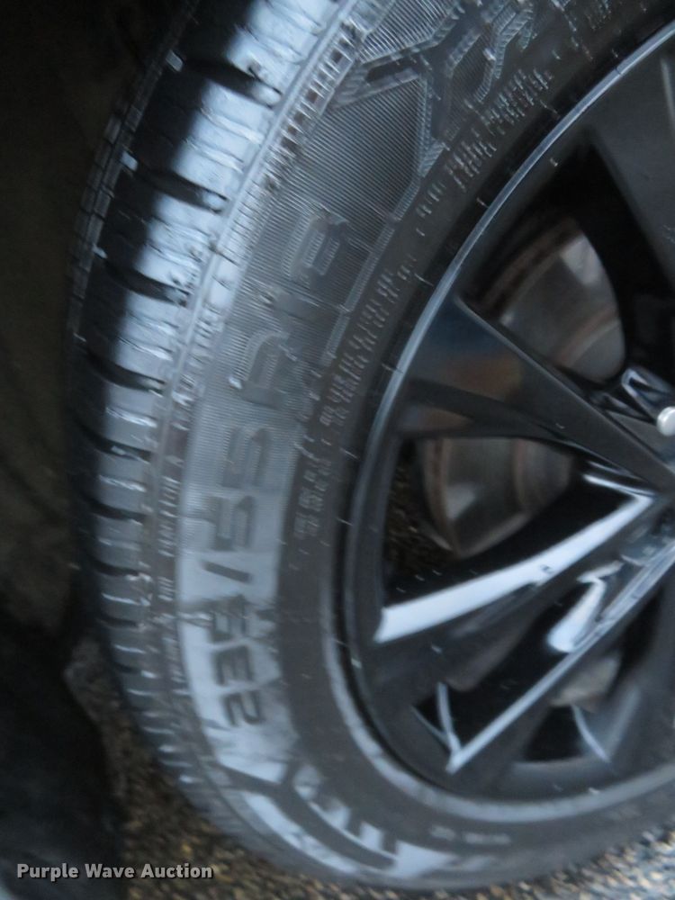 image for item DN7961 2018 Toyota RAV4  SUV