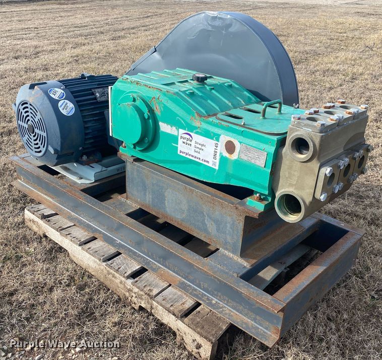 Kerr Pump KP3300 triplex plunger pump in Drumright, OK Item DN8145 sold Purple Wave