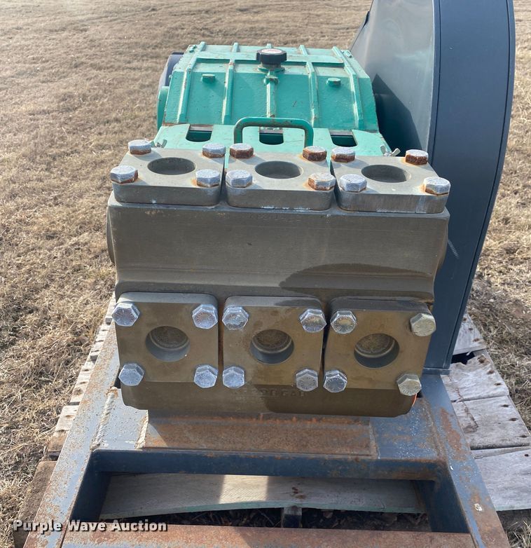 image for item DN8145 Kerr Pump KP3300  triplex plunger pump