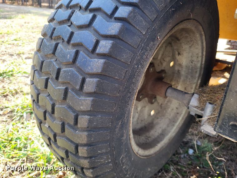 image for item DO3536 Cub Cadet LGTX 1054  lawn mower