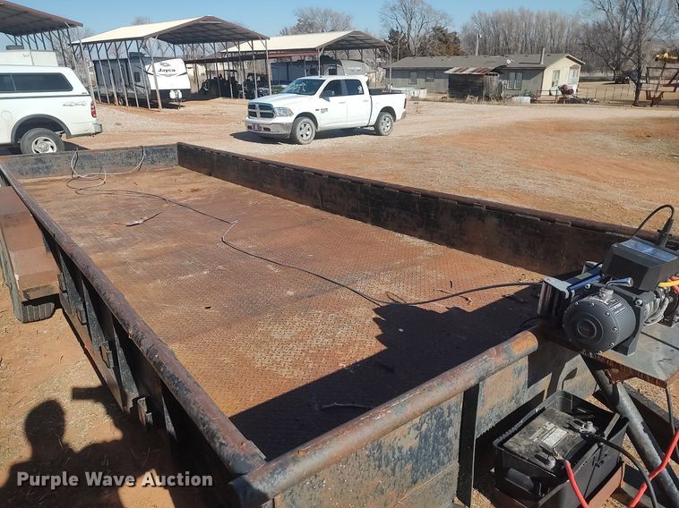 image for item DO3695 2002 Horse Creek  utility trailer