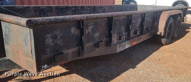 image for item DO3695 2002 Horse Creek  utility trailer