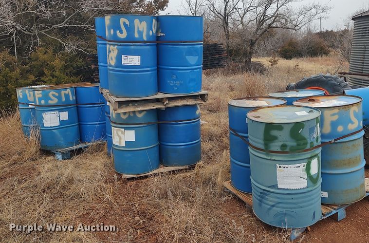 image for item DO3713 (16) barrels of drip oil