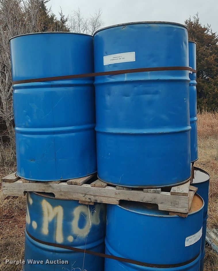 image for item DO3713 (16) barrels of drip oil