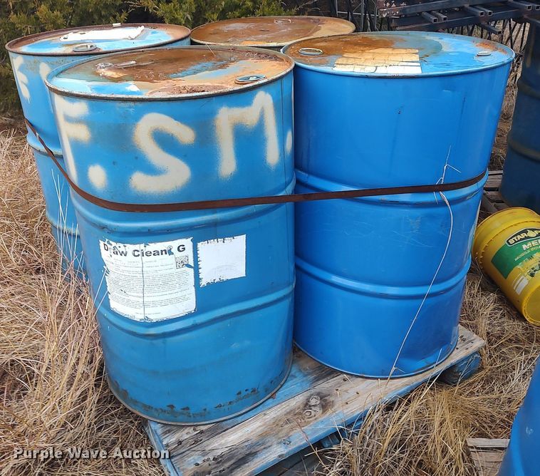 image for item DO3713 (16) barrels of drip oil