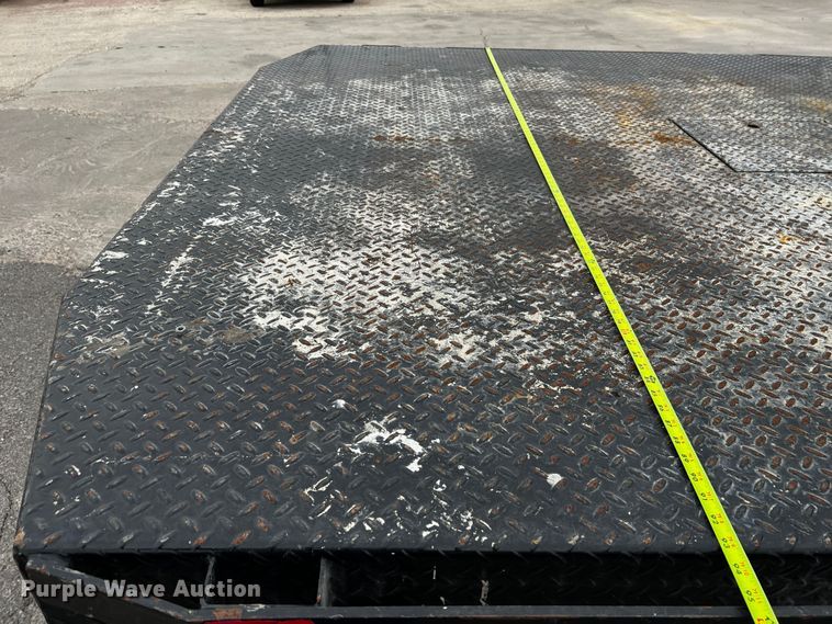 image for item DQ1953 2021 Chevrolet Silverado 3500HD  Crew Cab flatbed pickup truck